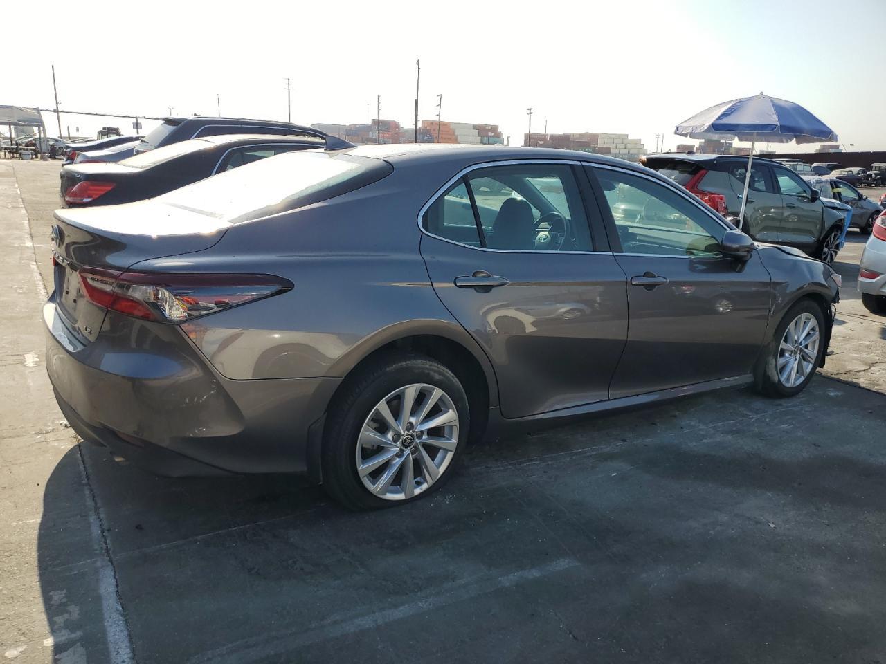 2023 Toyota Camry, LE