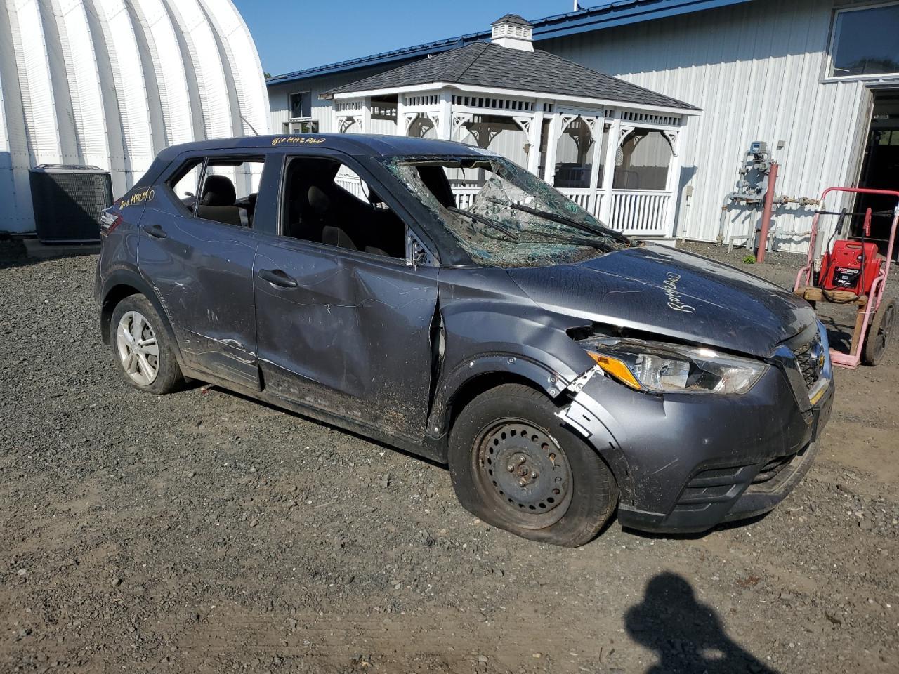 2020 Nissan Kicks, S