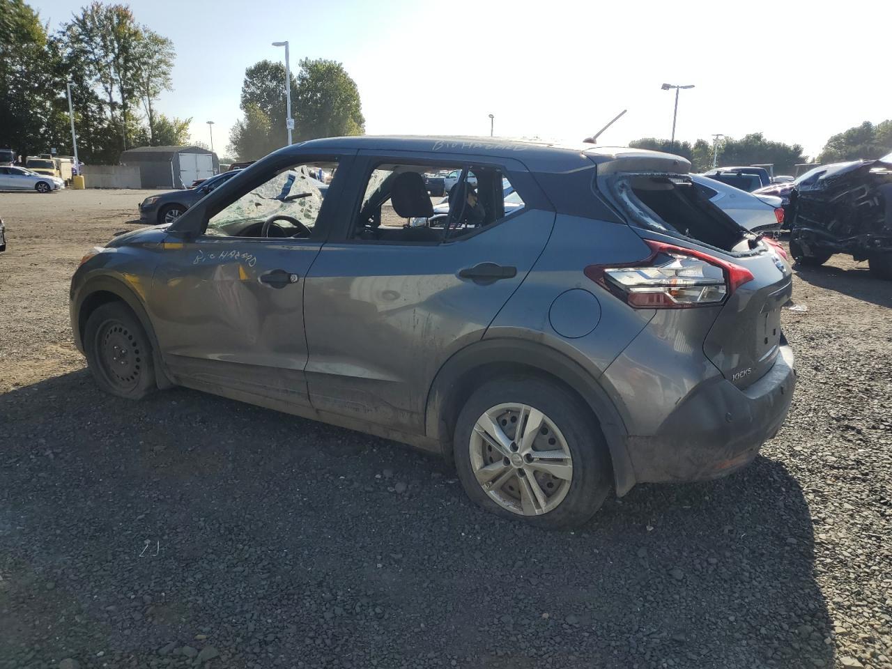 2020 Nissan Kicks, S