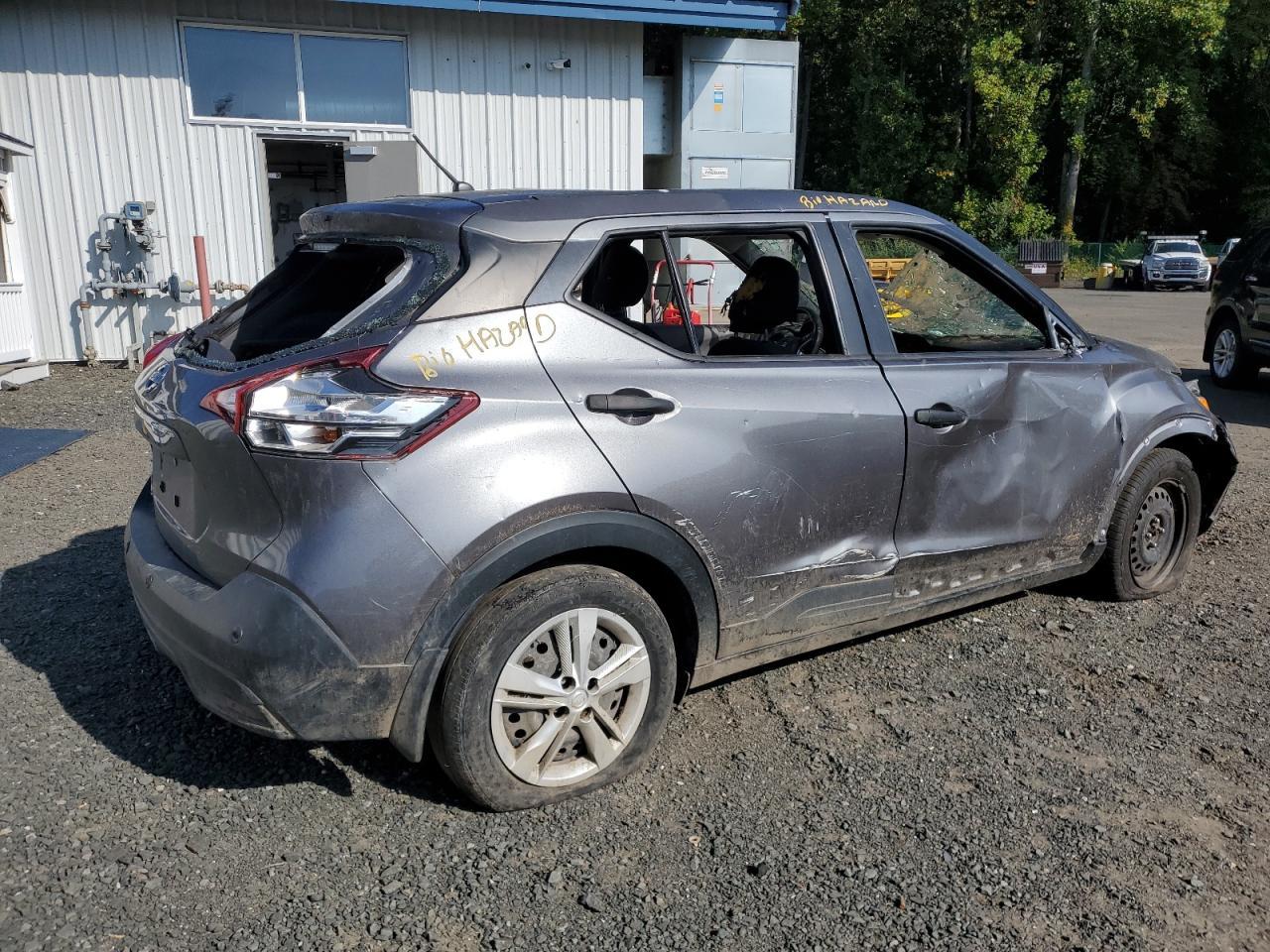 2020 Nissan Kicks, S