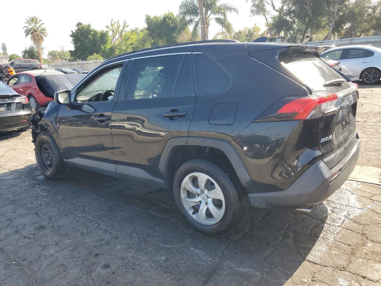 2021 Toyota RAV4, LE