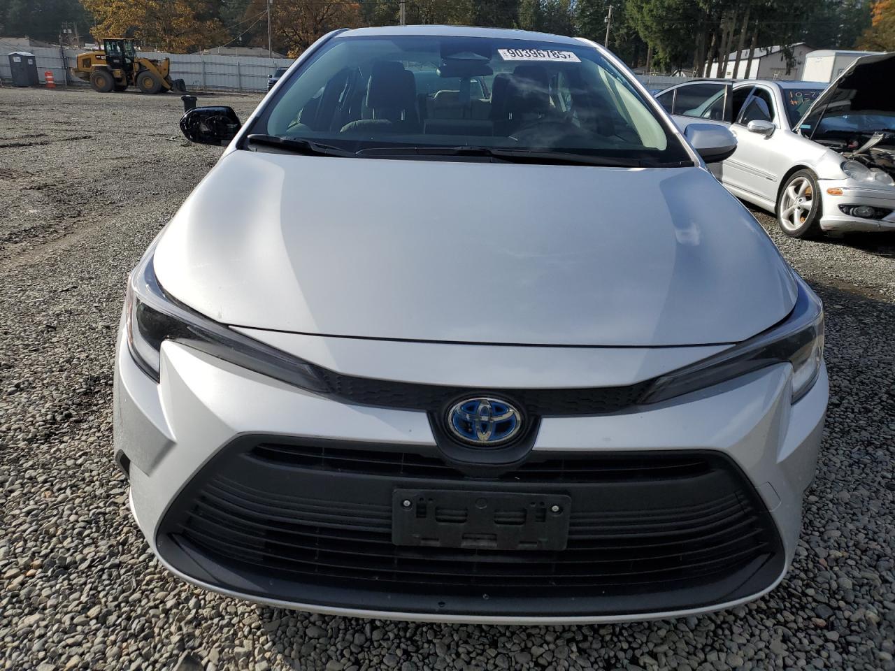 2023 Toyota Corolla, LE