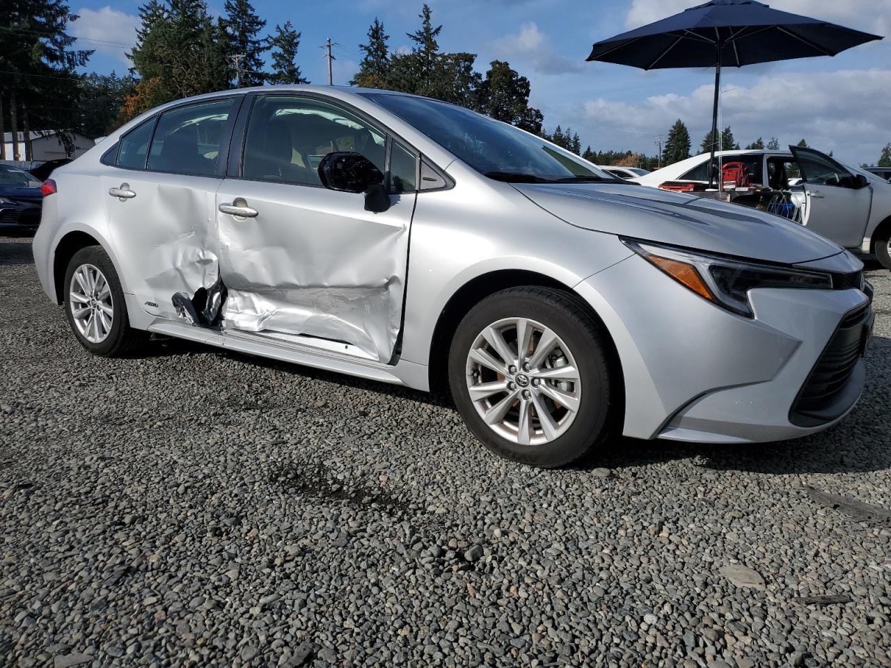 2023 Toyota Corolla, LE