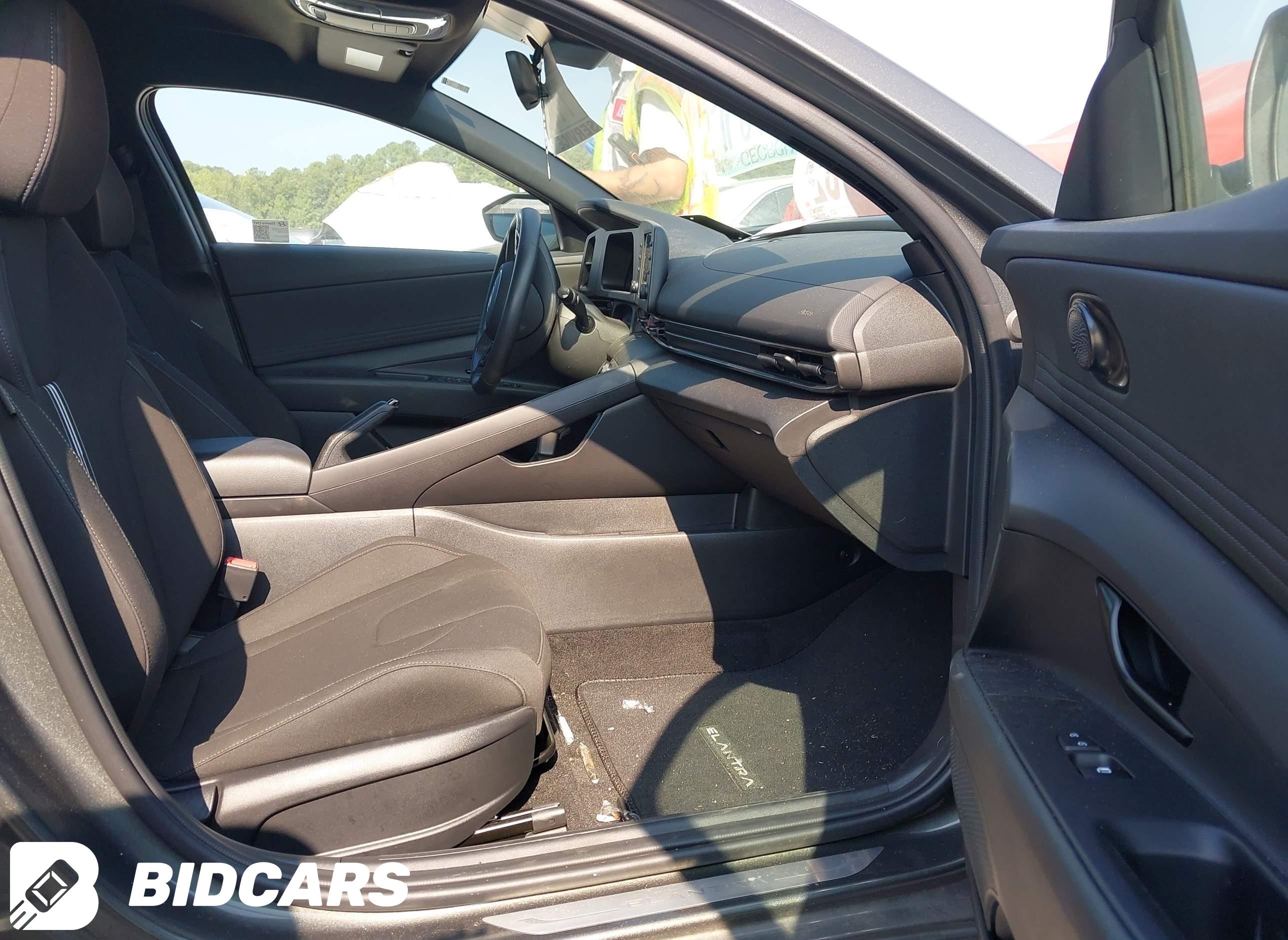 2025 Hyundai Elantra, Sel Sport