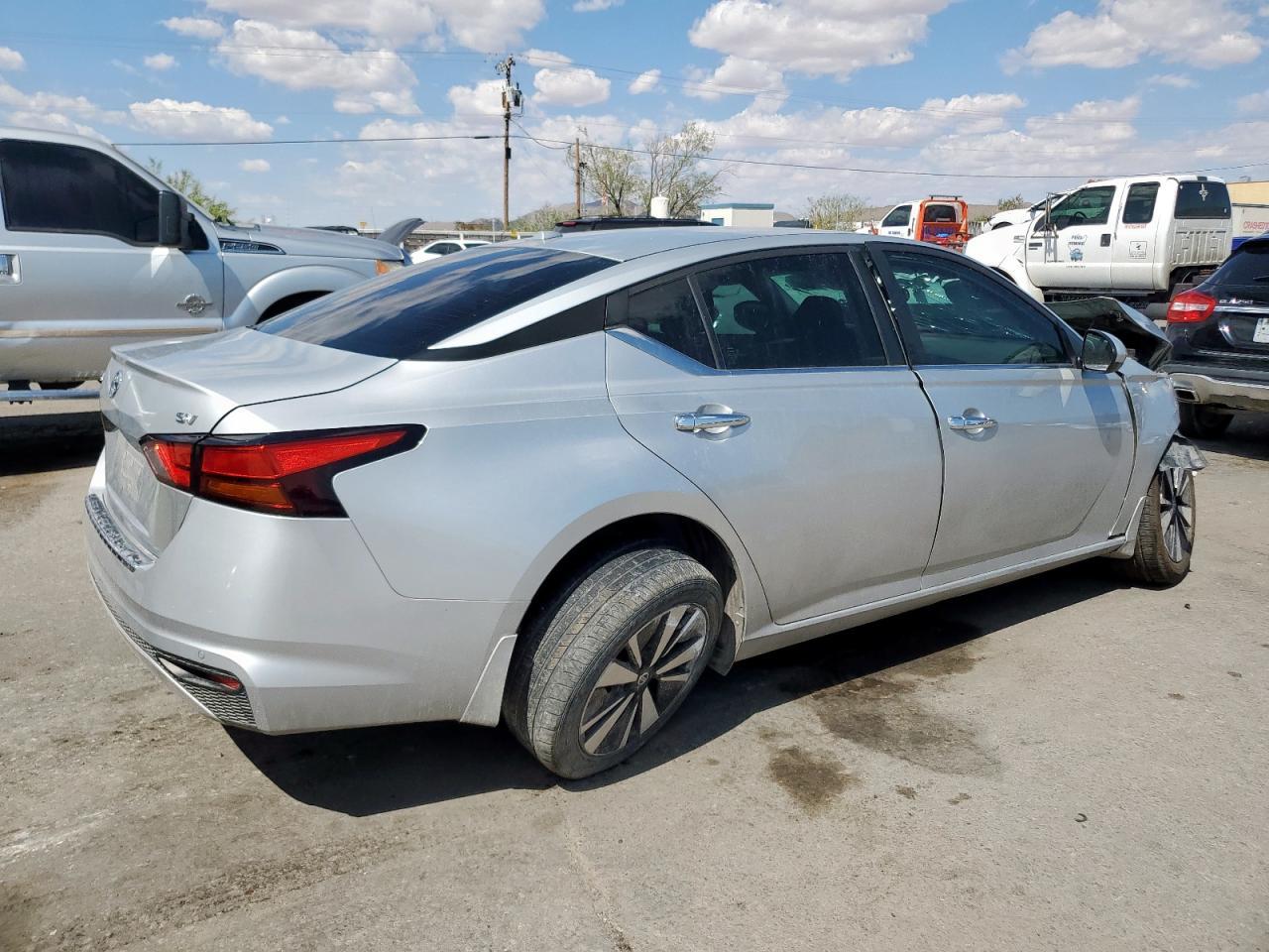 2021 Nissan Altima, SV