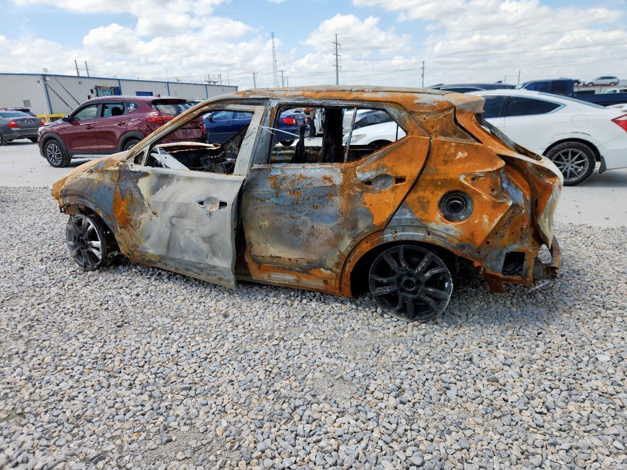 2023 Nissan Kicks, SV