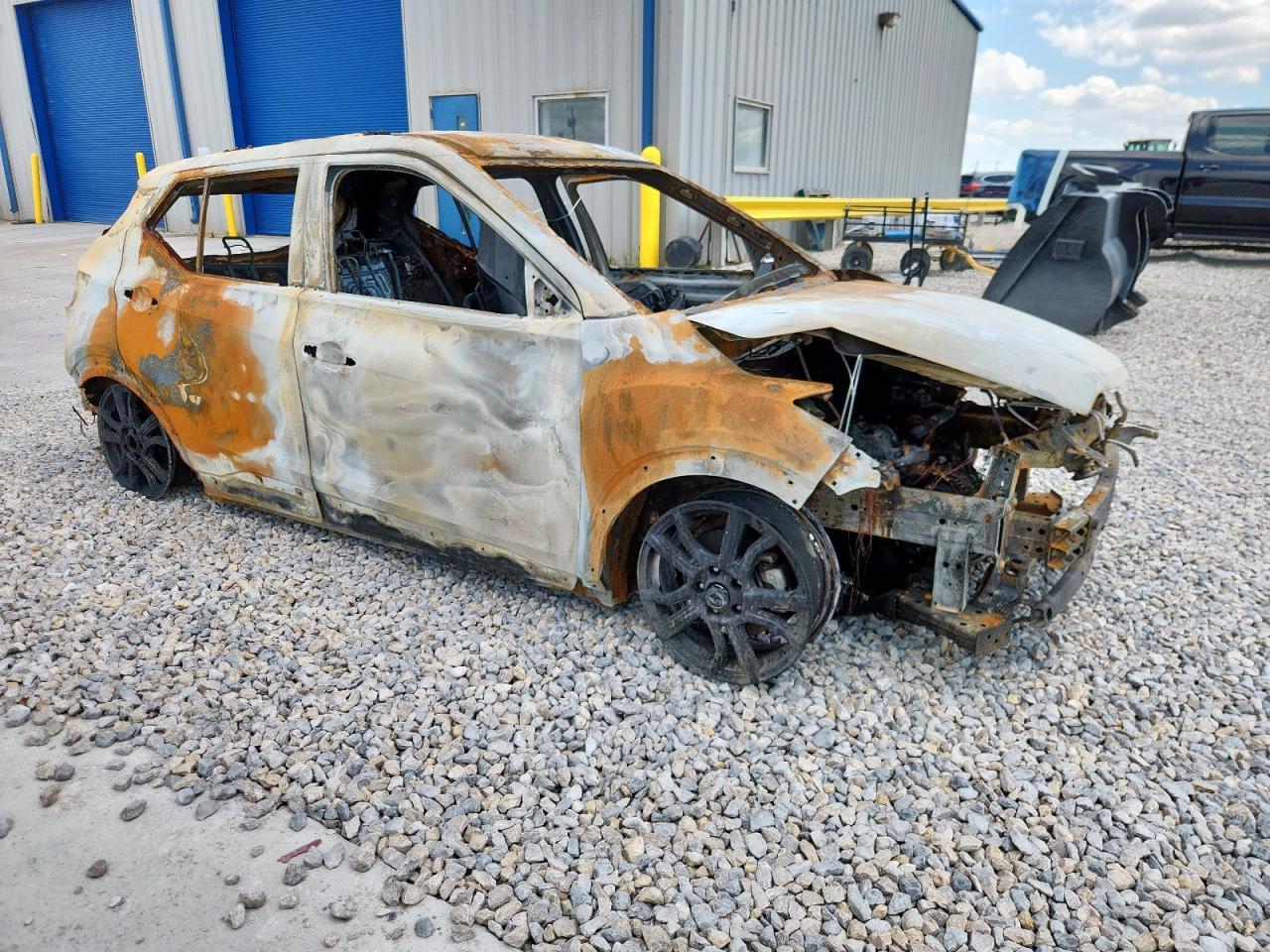 2023 Nissan Kicks, SV