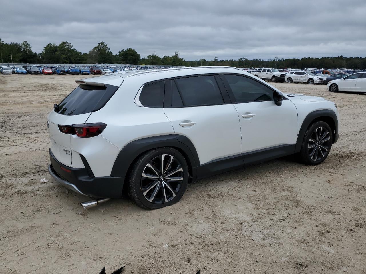 2025 Mazda CX-50, Premium Plus
