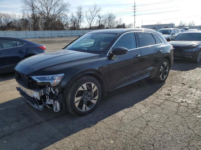 AUDI E- TRON  , 2021