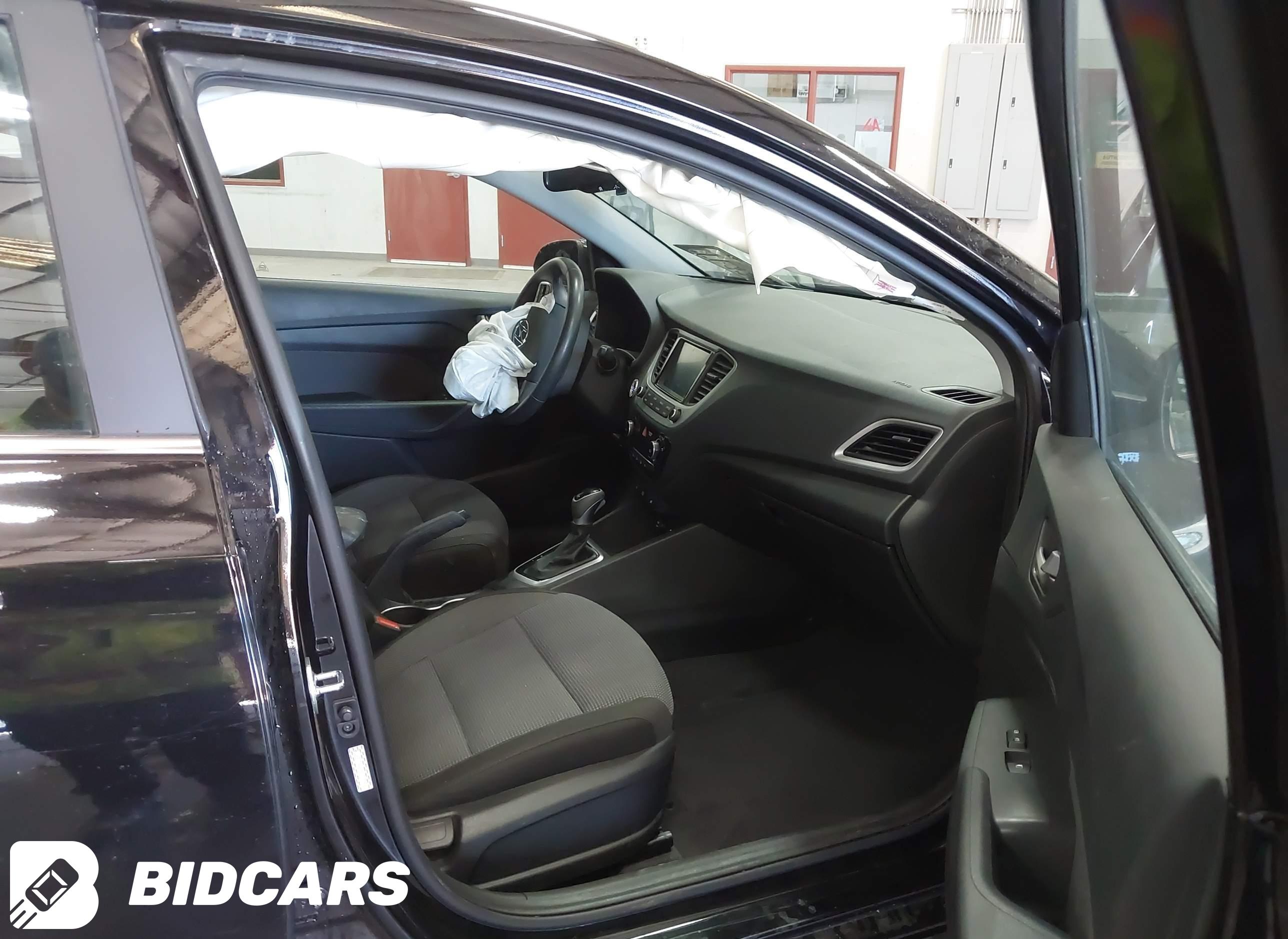 2022 Hyundai Accent, Limited