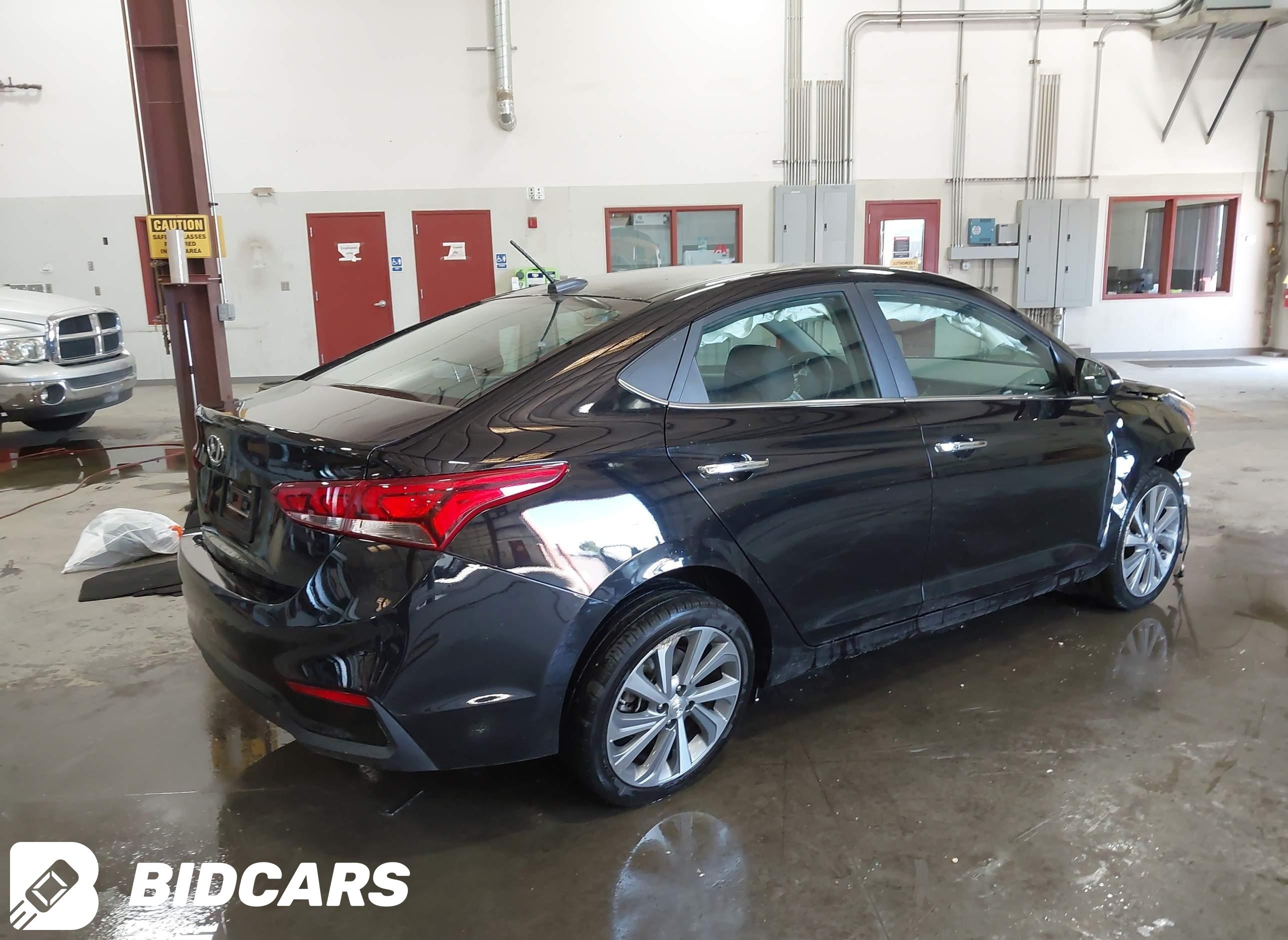 2022 Hyundai Accent, Limited