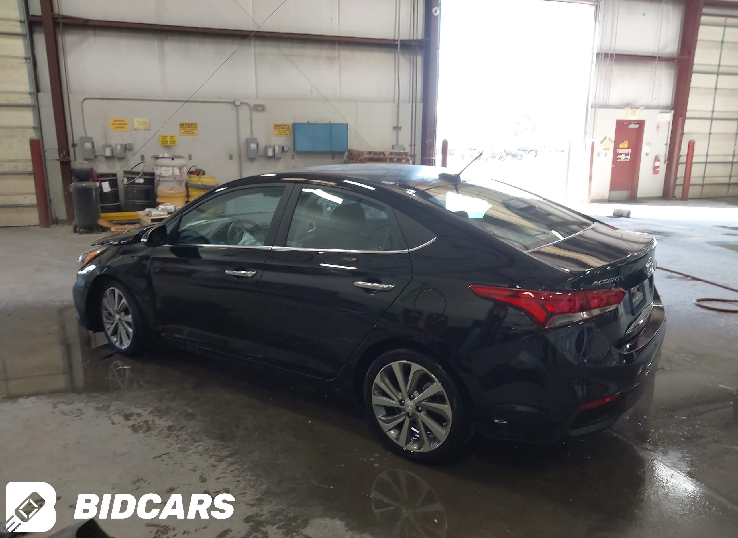 2022 Hyundai Accent, Limited