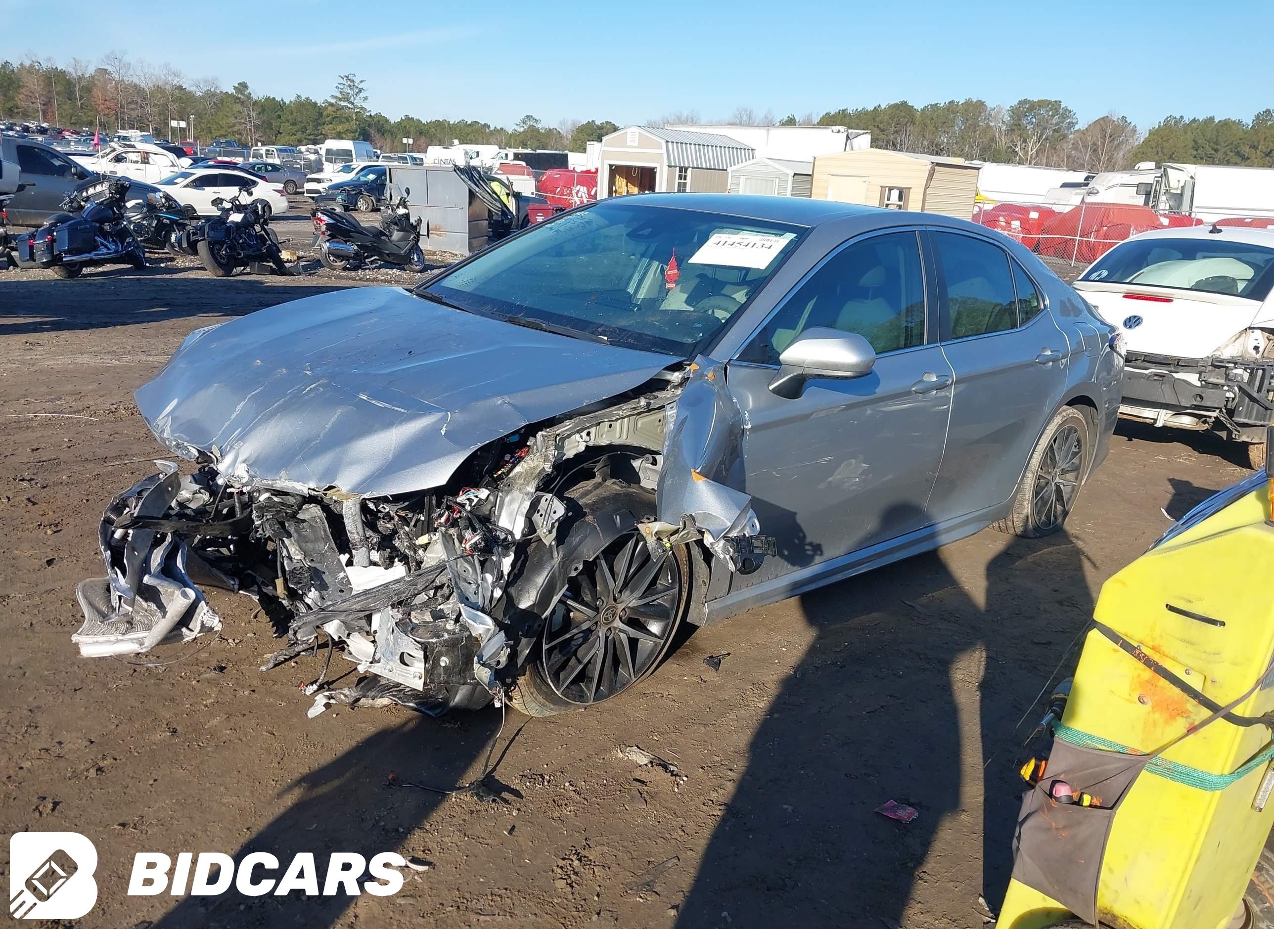 2021 Toyota Camry, SE