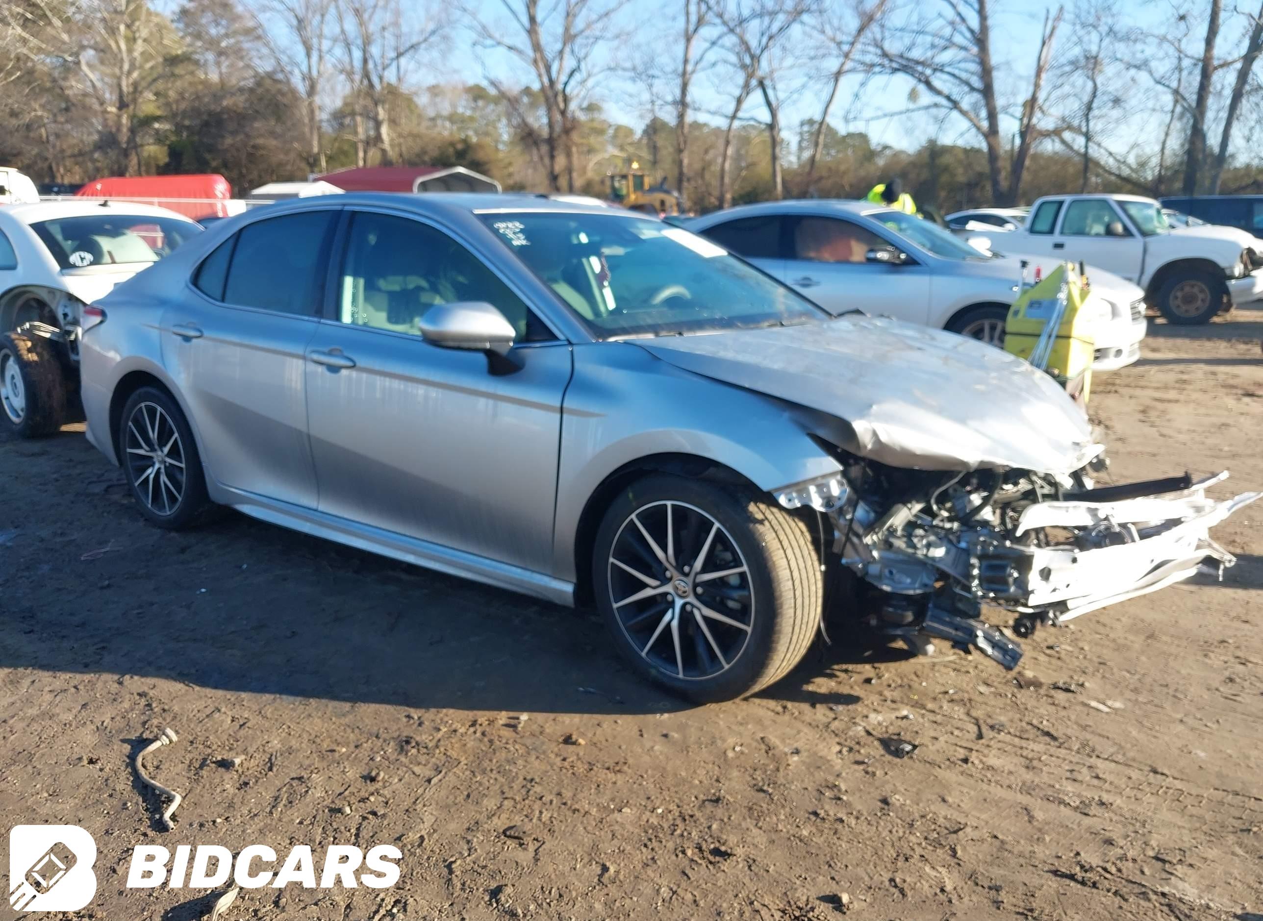 2021 Toyota Camry, SE