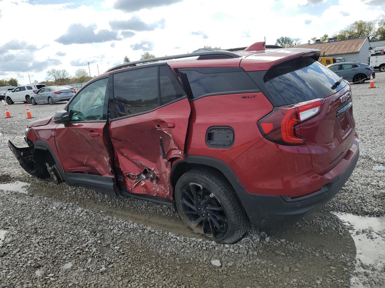 2023 GMC Terrain, Slt