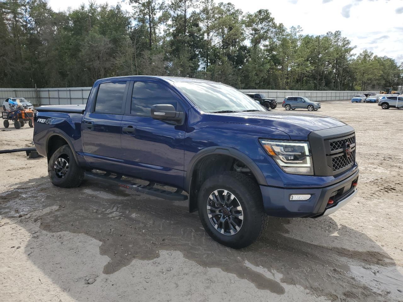 2024 Nissan Titan, Pro-4X