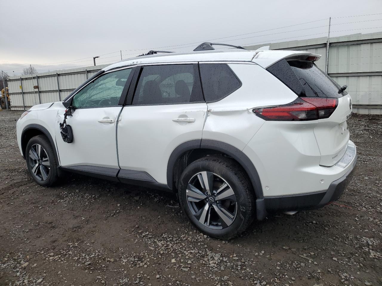 2024 Nissan Rogue, SL