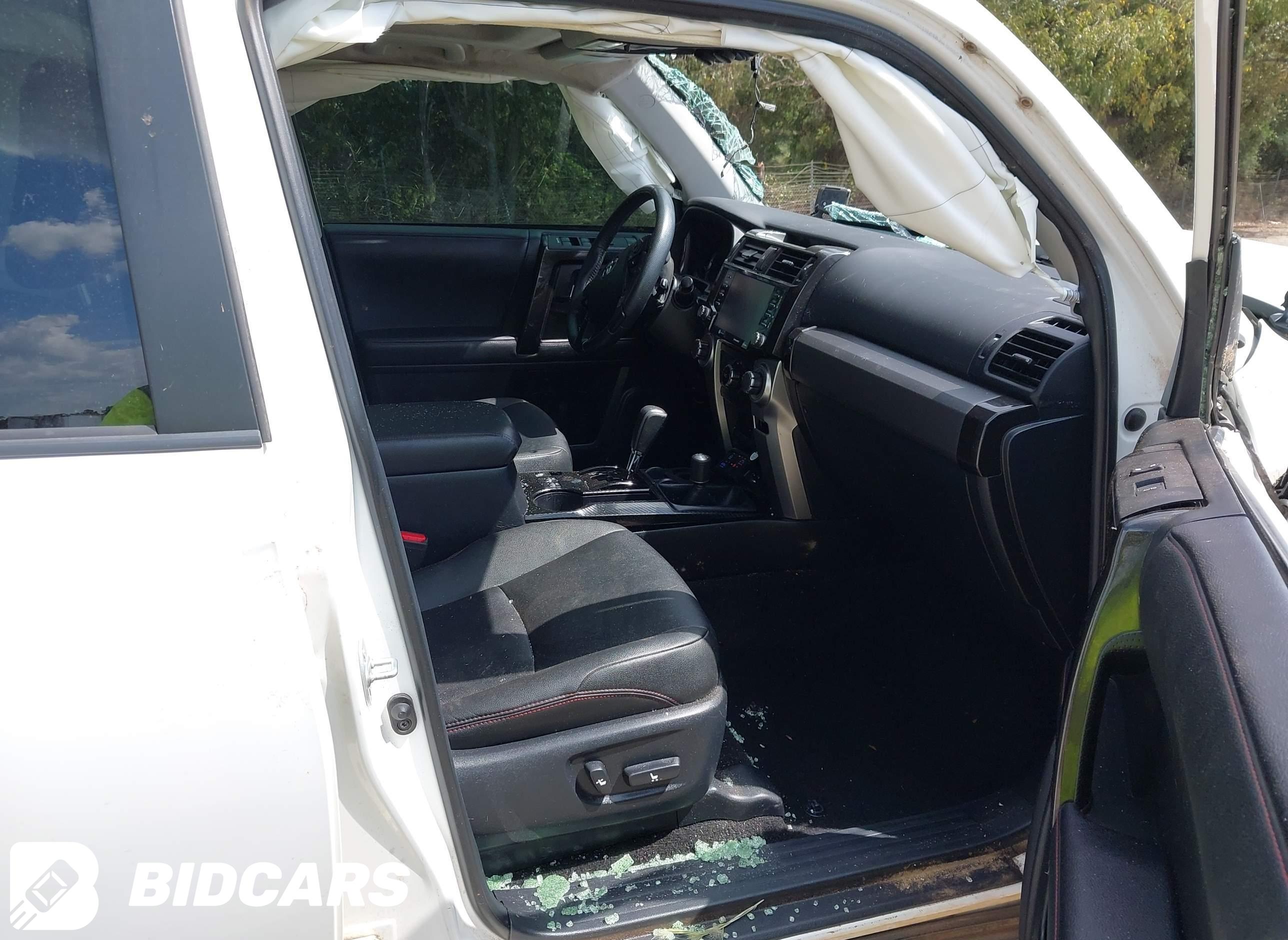 2020 Toyota 4runner, Venture...