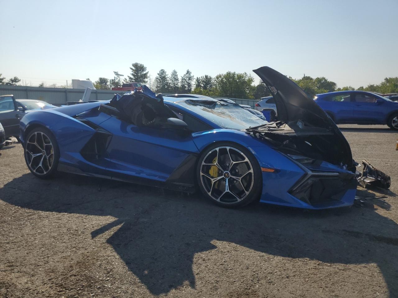 2025 Lamborghini Revuelto