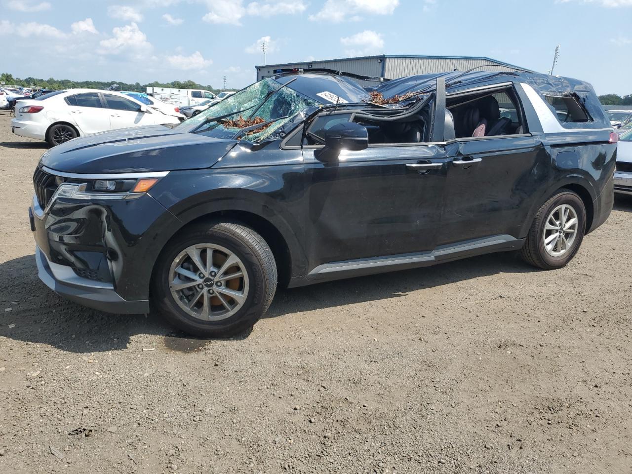 2023 KIA Carnival, LX