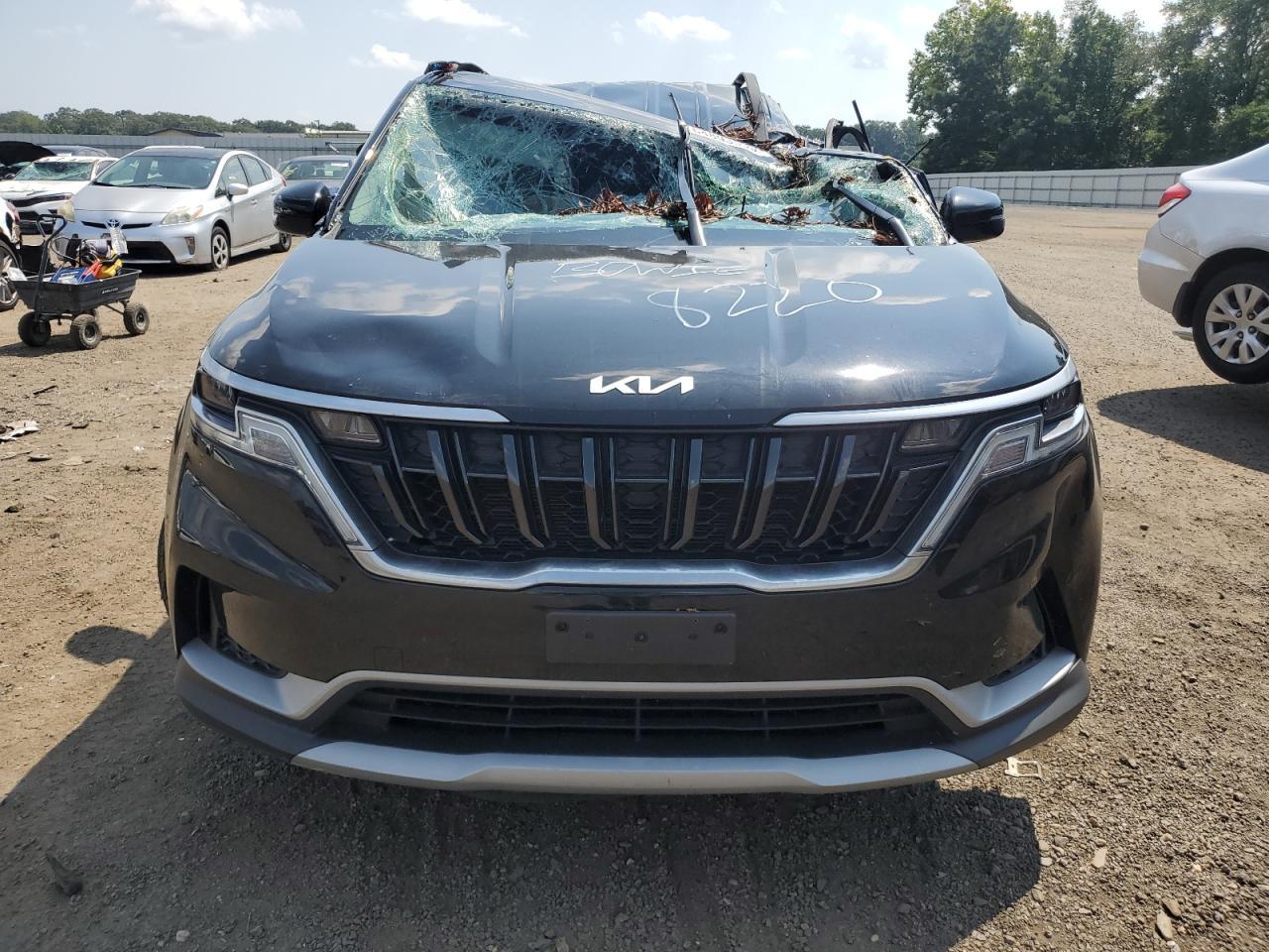 2023 KIA Carnival, LX