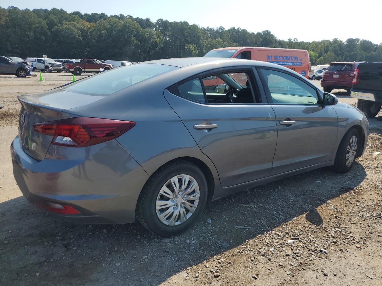 2020 Hyundai Elantra, SE