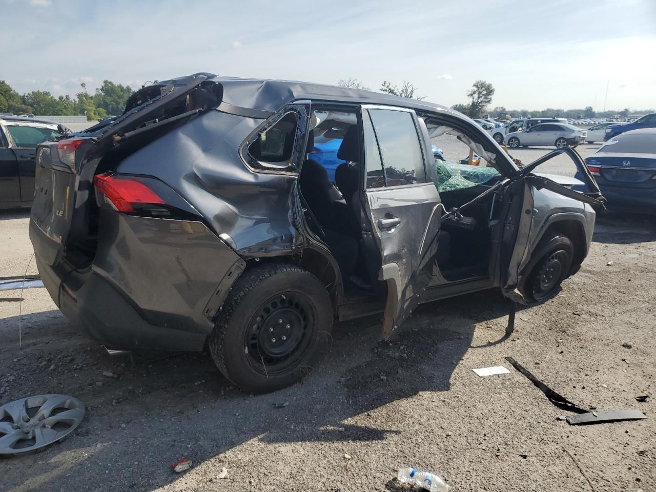 2023 Toyota RAV4, LE