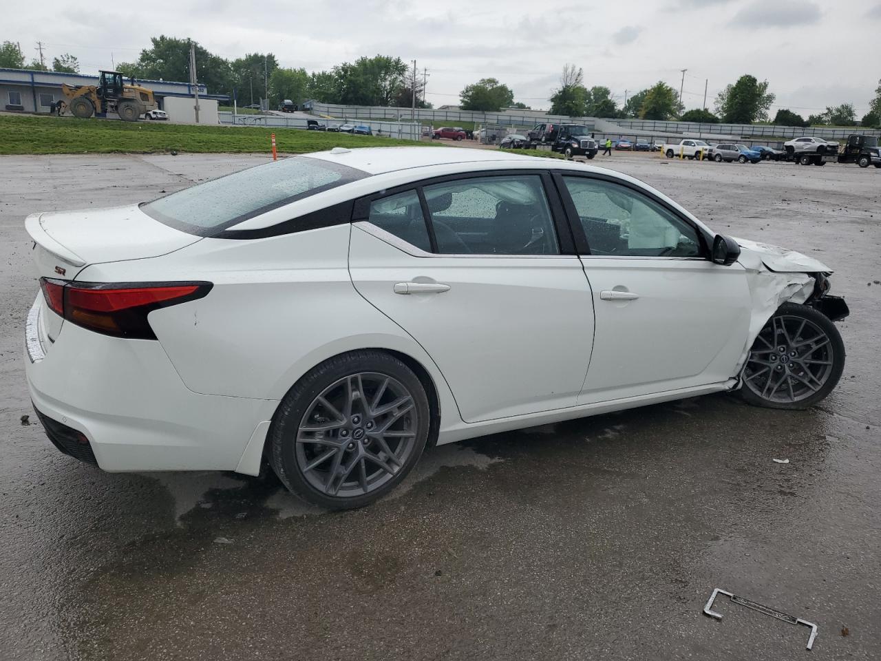 2023 Nissan Altima, SR