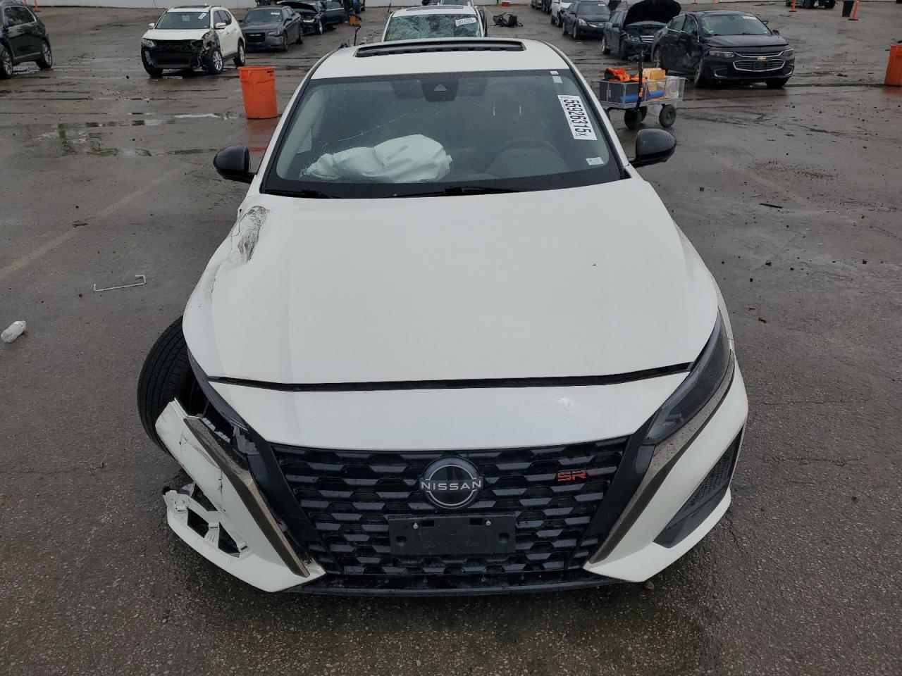 2023 Nissan Altima, SR