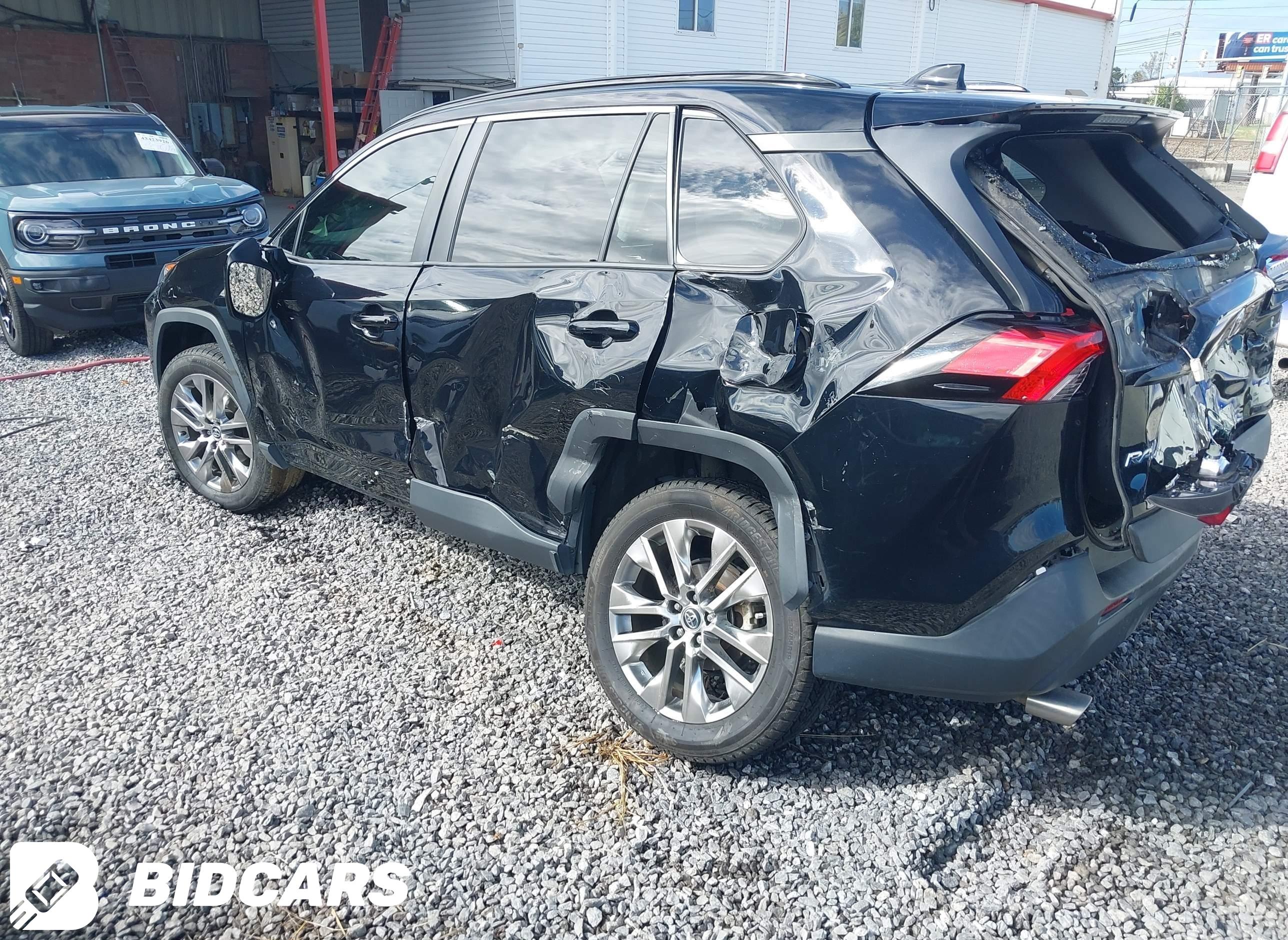 2021 Toyota RAV4, Xle Premium