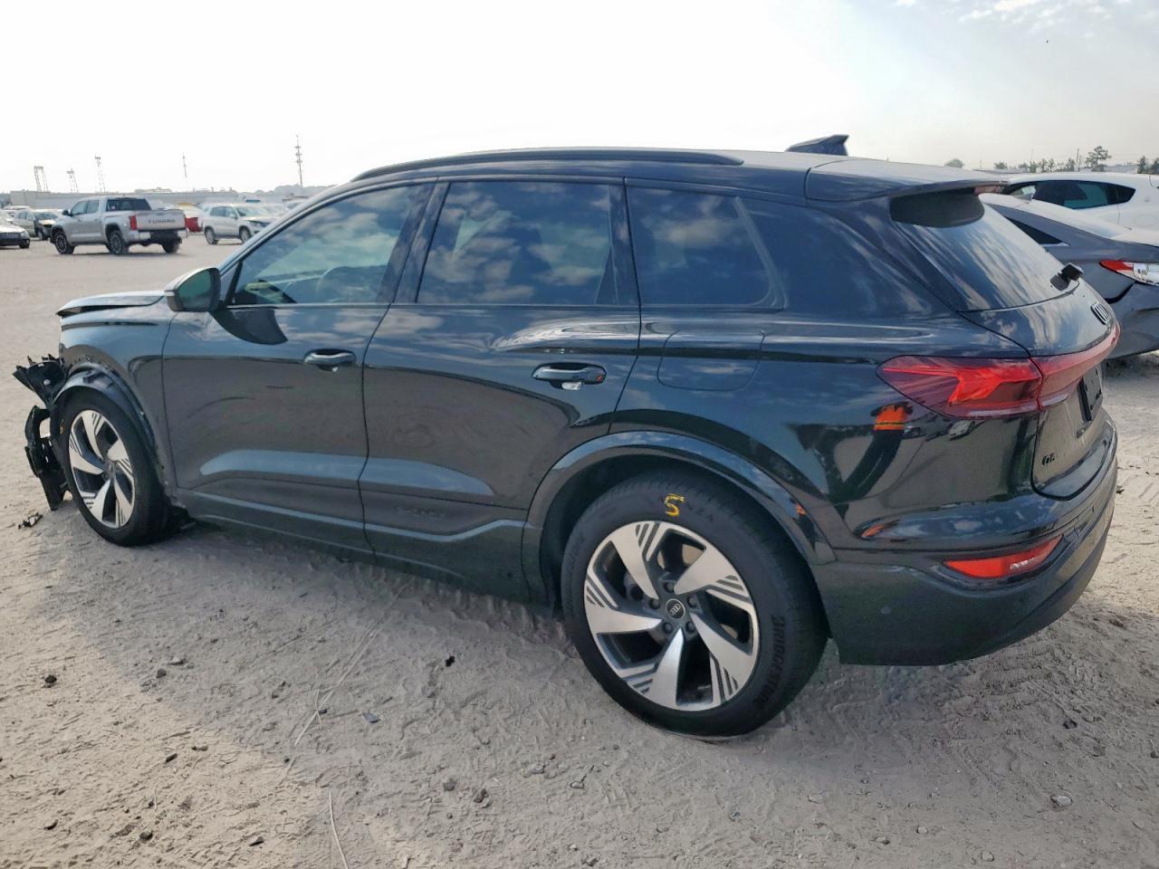 2025 Audi Q6, Prestige