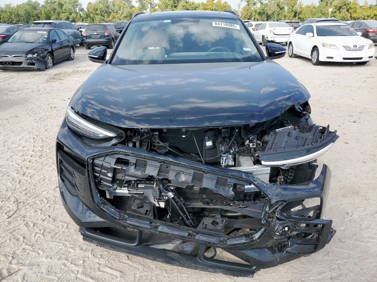 2025 Audi Q6, Prestige