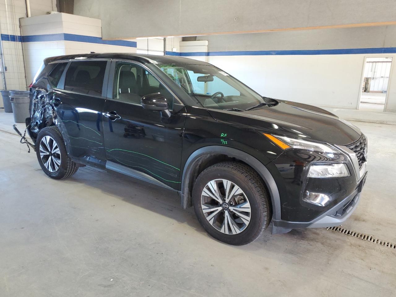 2023 Nissan Rogue, SV