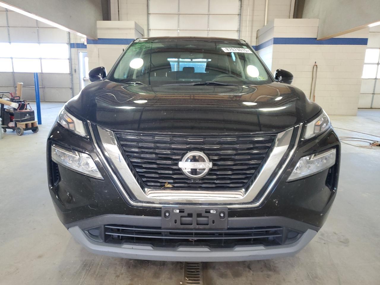 2023 Nissan Rogue, SV