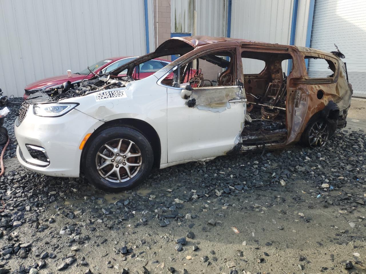 2021 Chrysler Pacifica, Touring