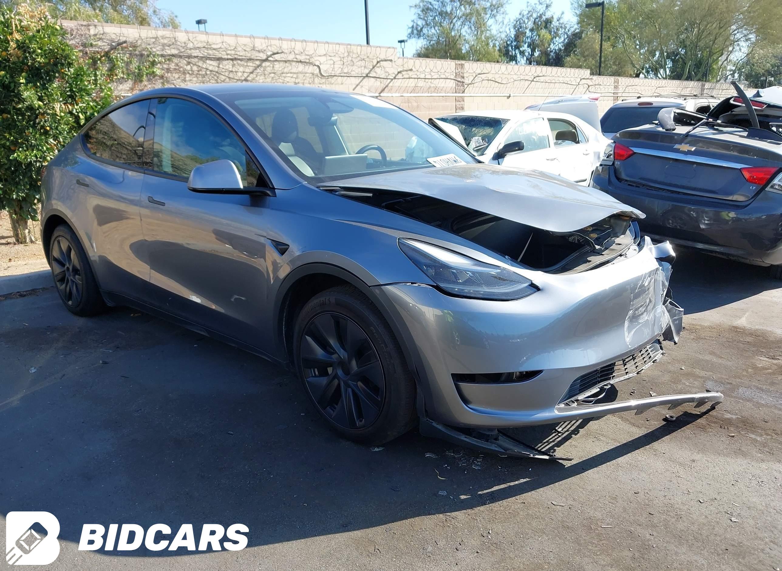 2024 Tesla Model Y, Long Rang...