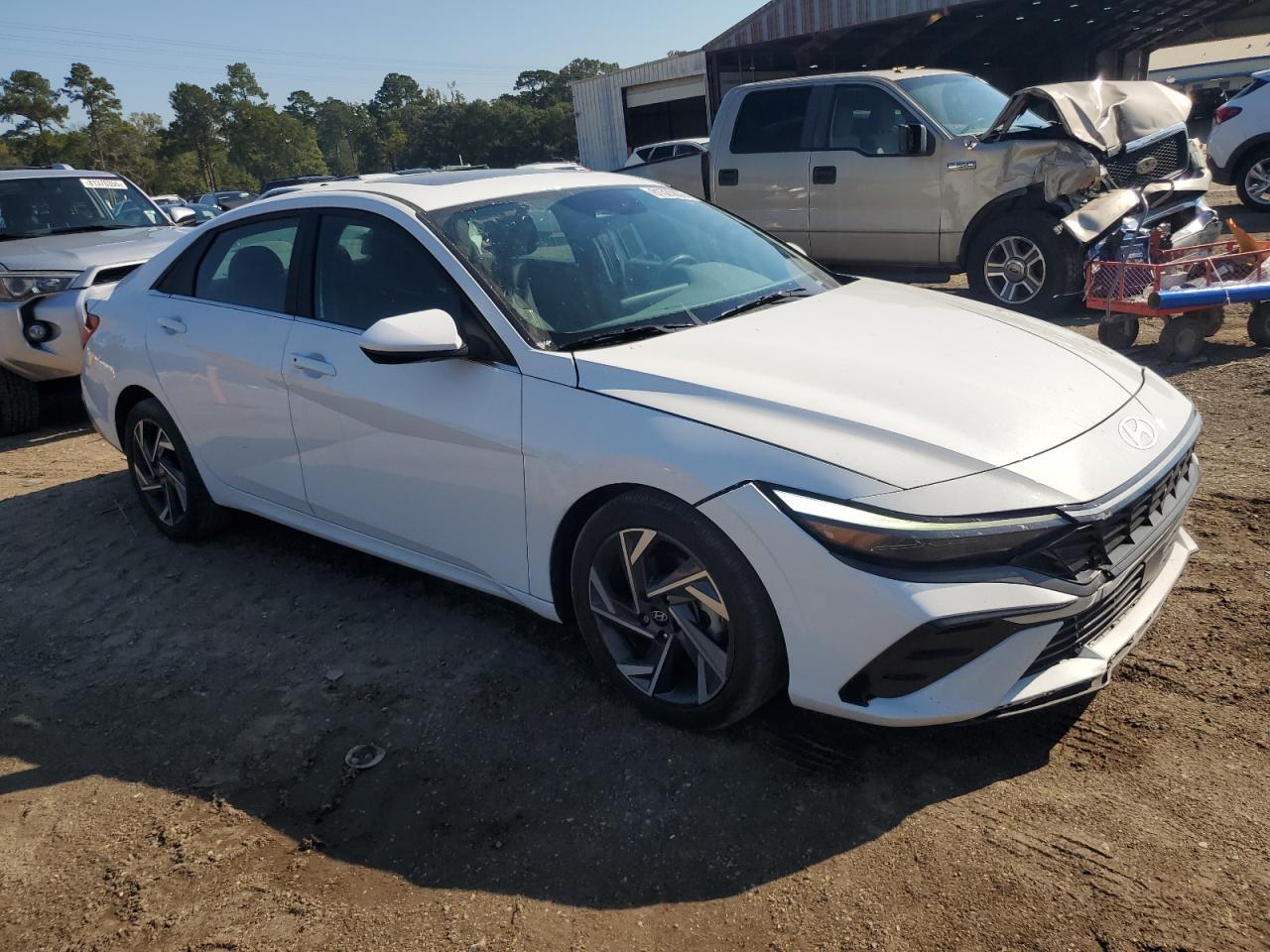 2024 Hyundai Elantra, Sel