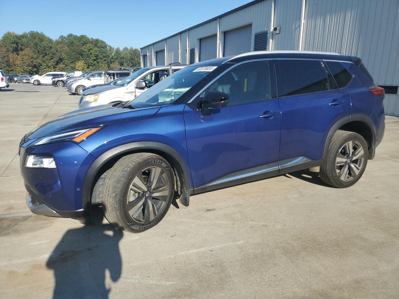 2021 Nissan Rogue, Platinum