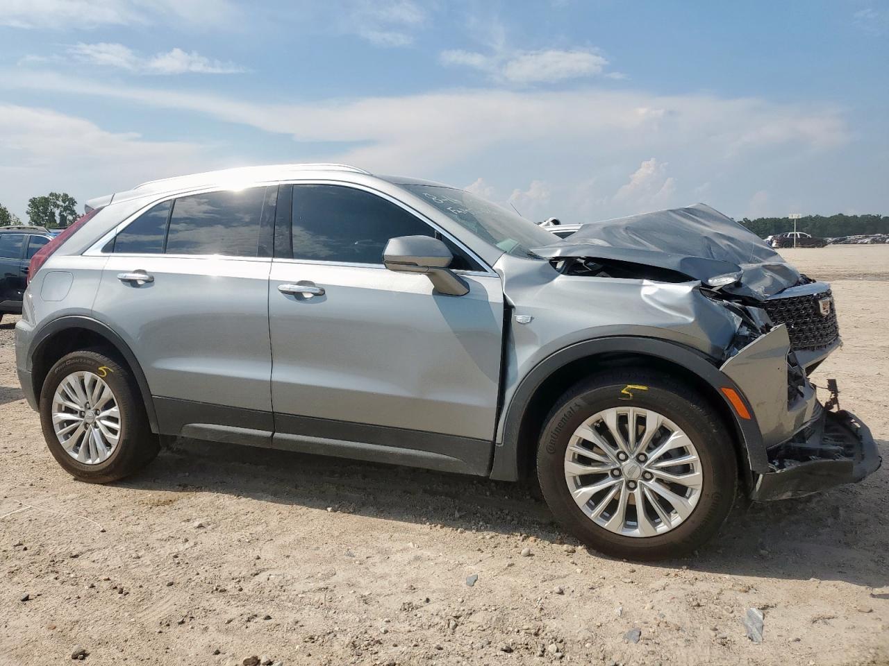 2024 Cadillac XT4, Luxury