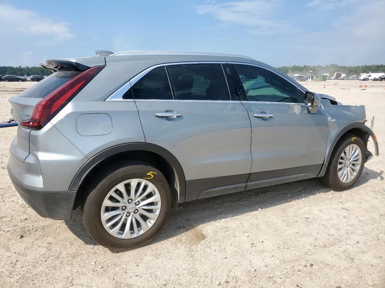 2024 Cadillac XT4, Luxury