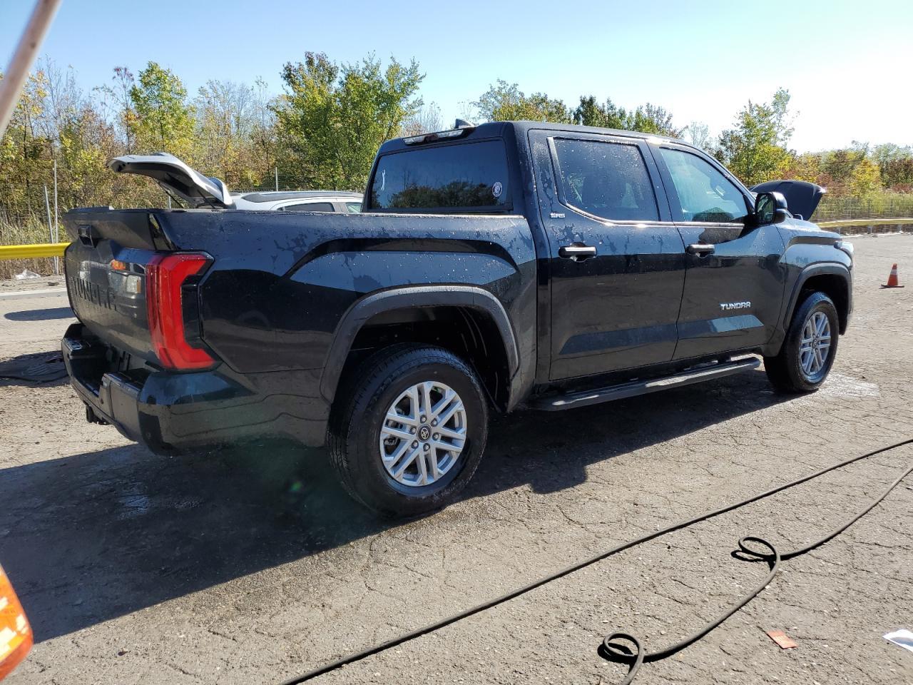 2025 Toyota Tundra, Crewmax Sr