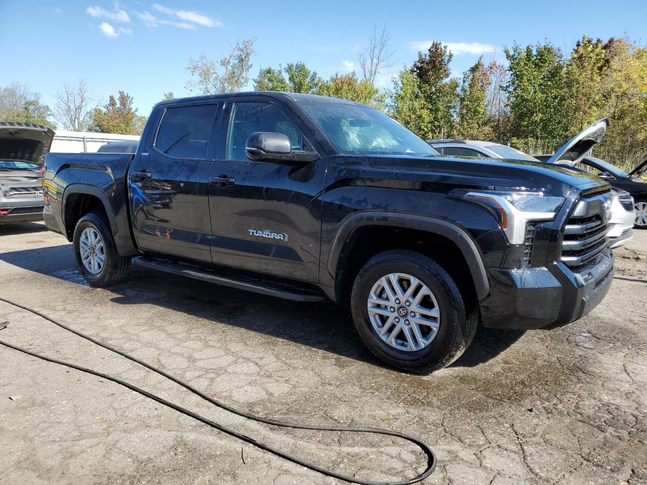2025 Toyota Tundra, Crewmax Sr