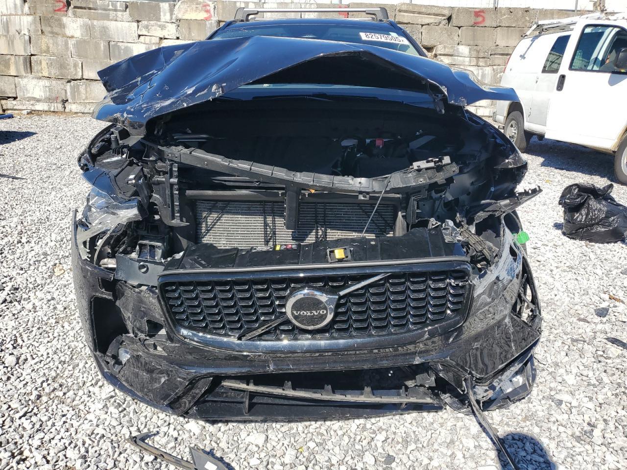 2024 Volvo XC60, Core