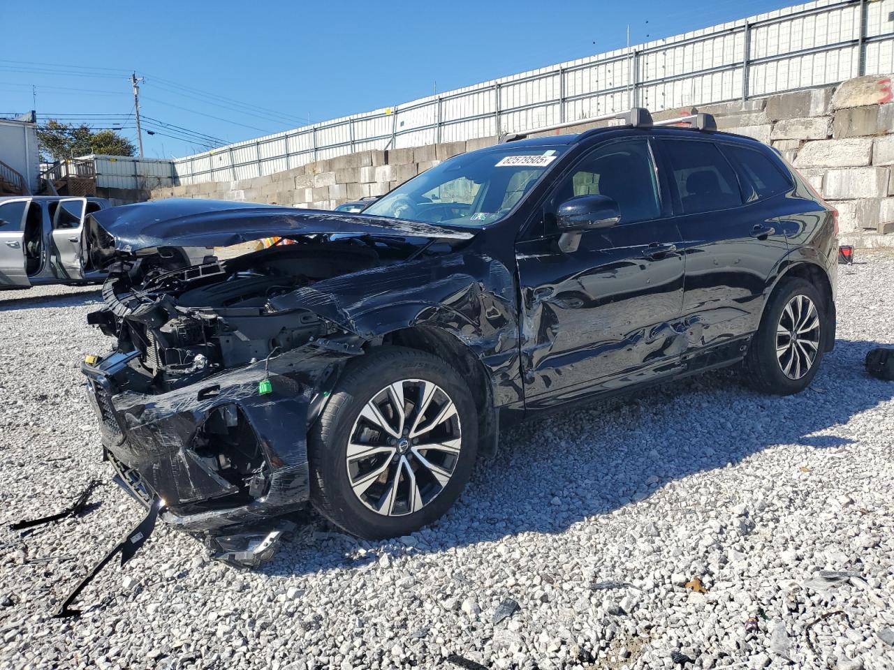 2024 Volvo XC60, Core