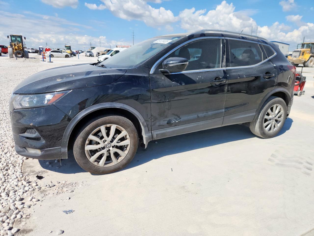 2022 Nissan Rogue, SV