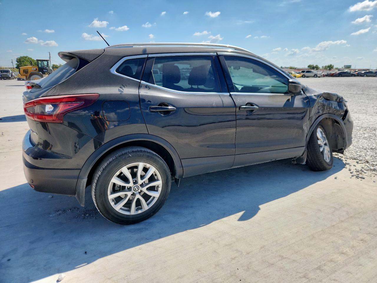 2022 Nissan Rogue, SV