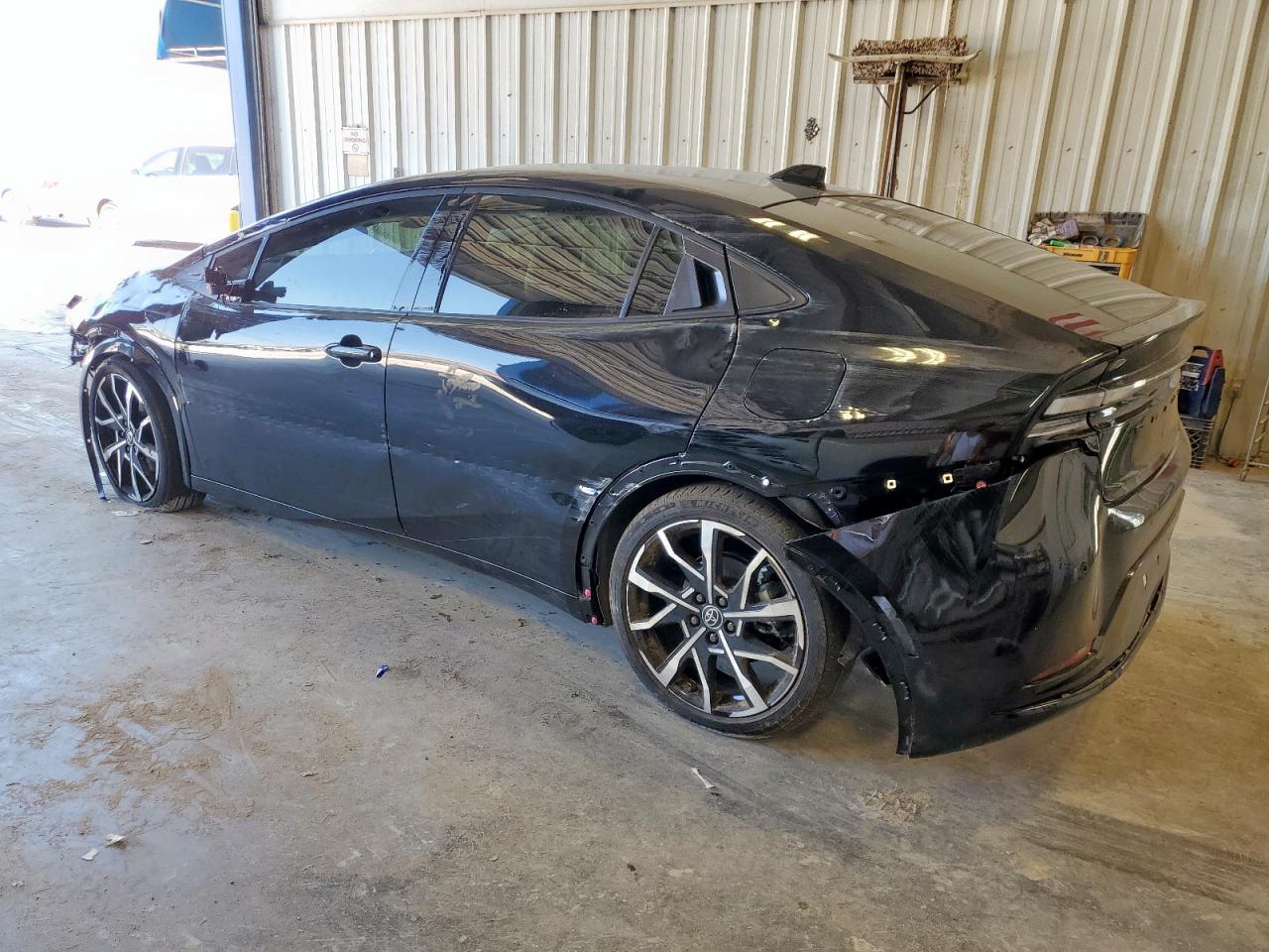 2025 Toyota Prius, SE