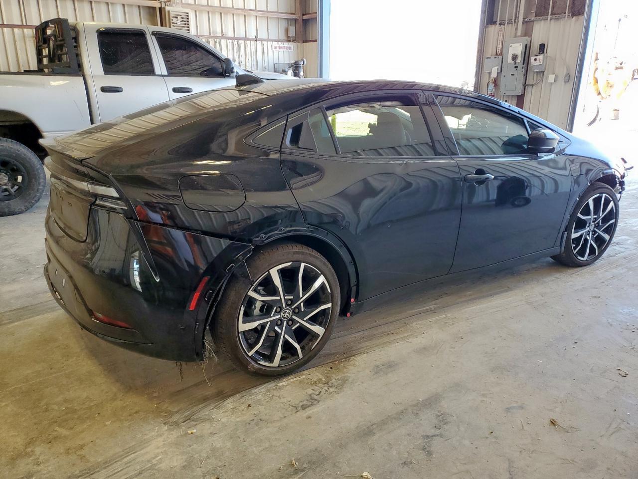 2025 Toyota Prius, SE