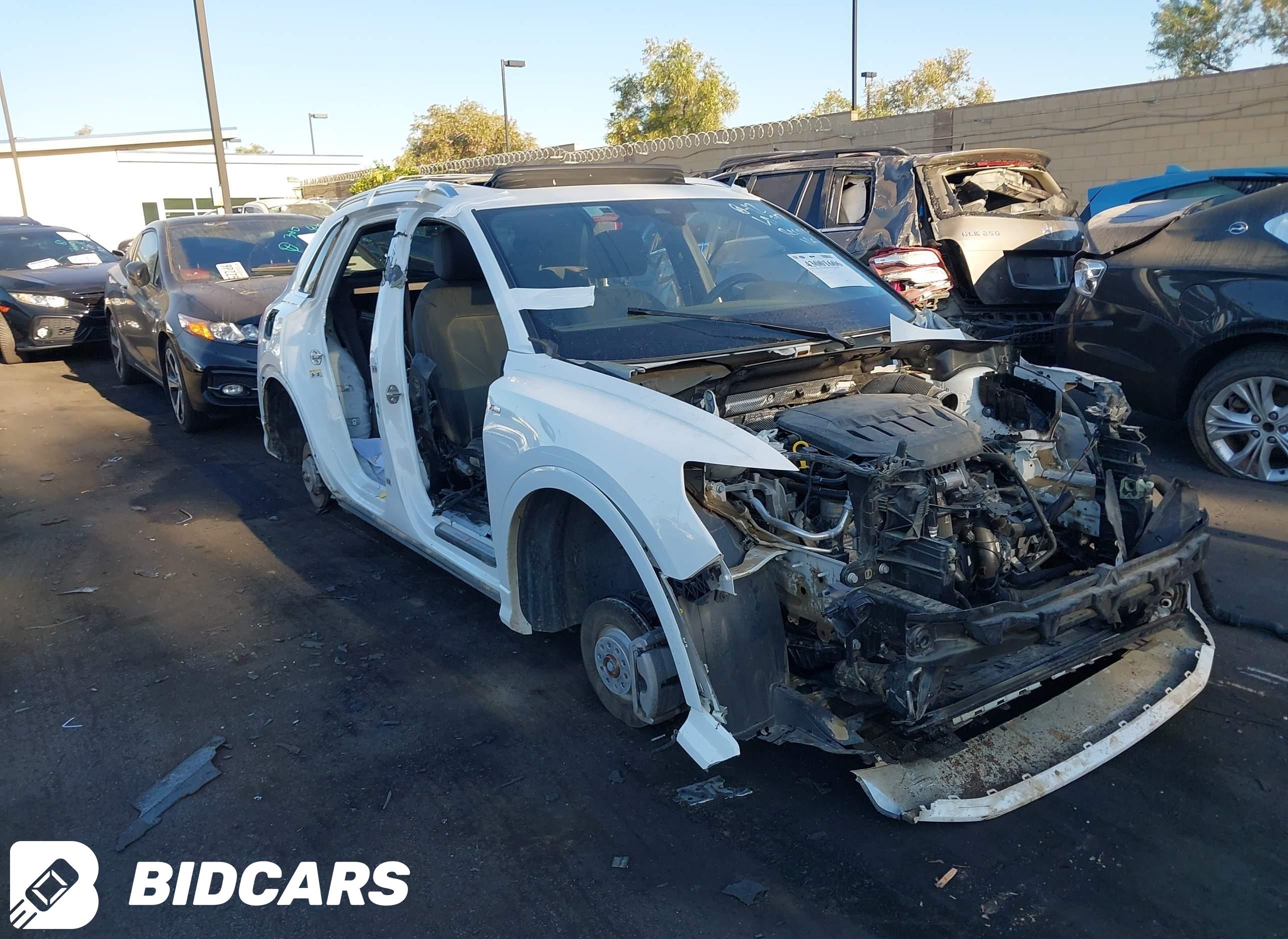 2024 Audi Q3, Premium 45 Tfsi...