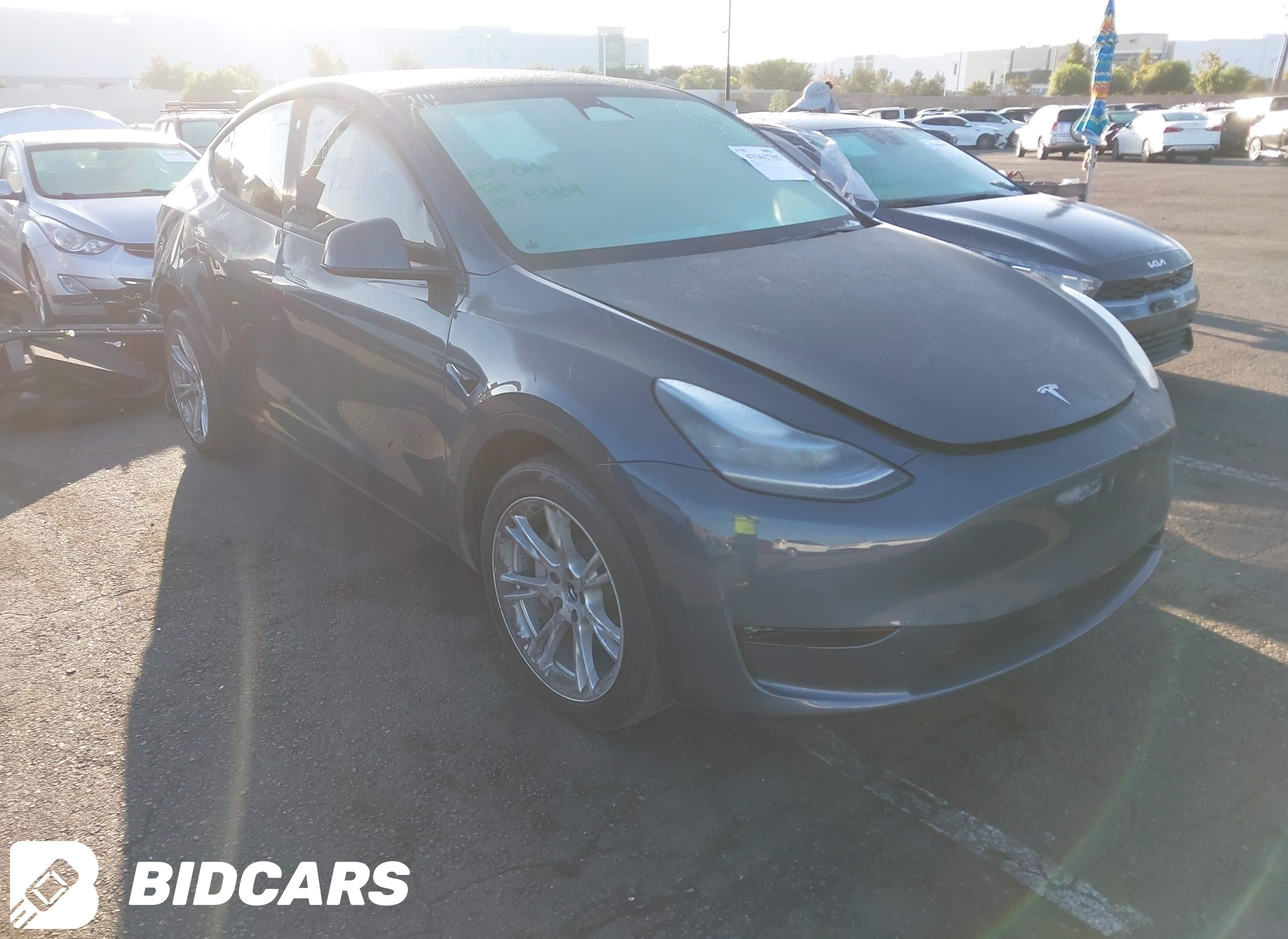 2022 Tesla Model Y, Long Rang...